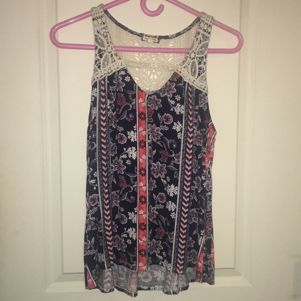 Eyeshadow. Small. Navy/Red/Cream. Floral/Pattern